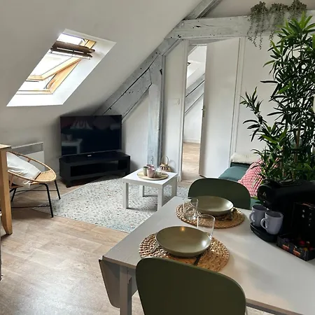 T2 Centre Gare Apartment *